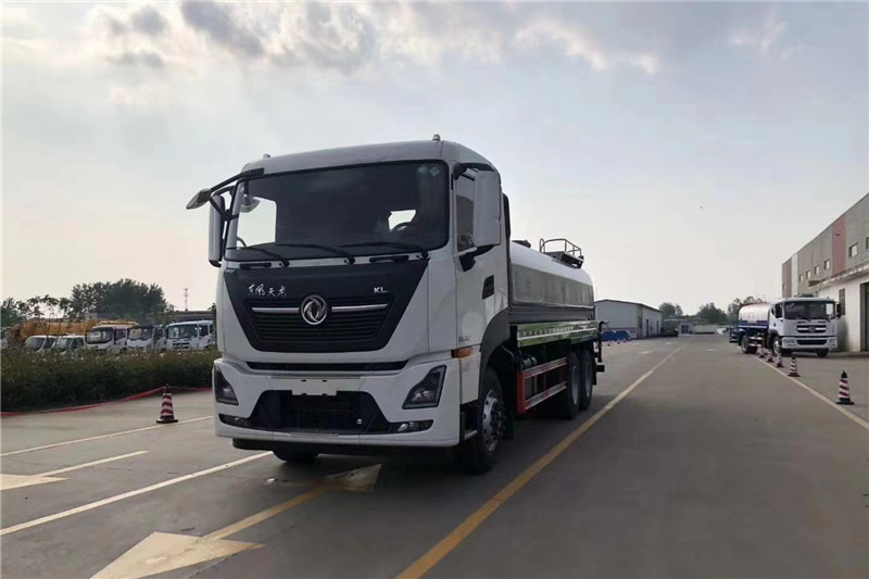 東風(fēng)天龍后八輪20噸噴霧車，國六綠化噴灑車